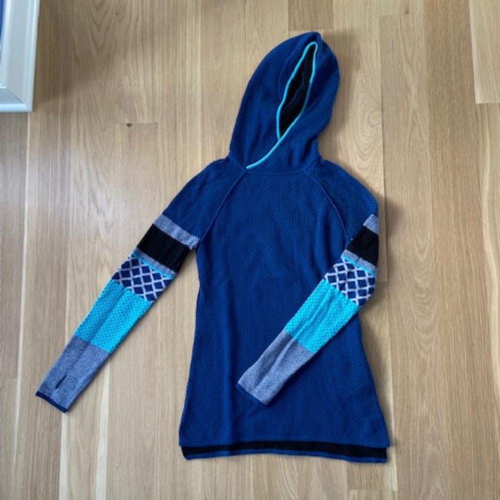 Title Nine Delilah Tunic Sweater, XS, Krimson Klover